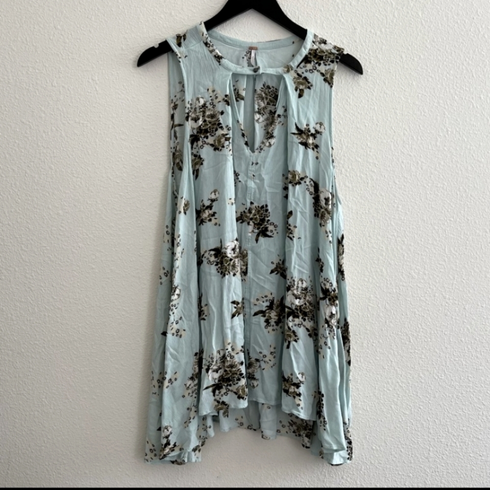 Free People Light Blue Floral Tunic Sz L